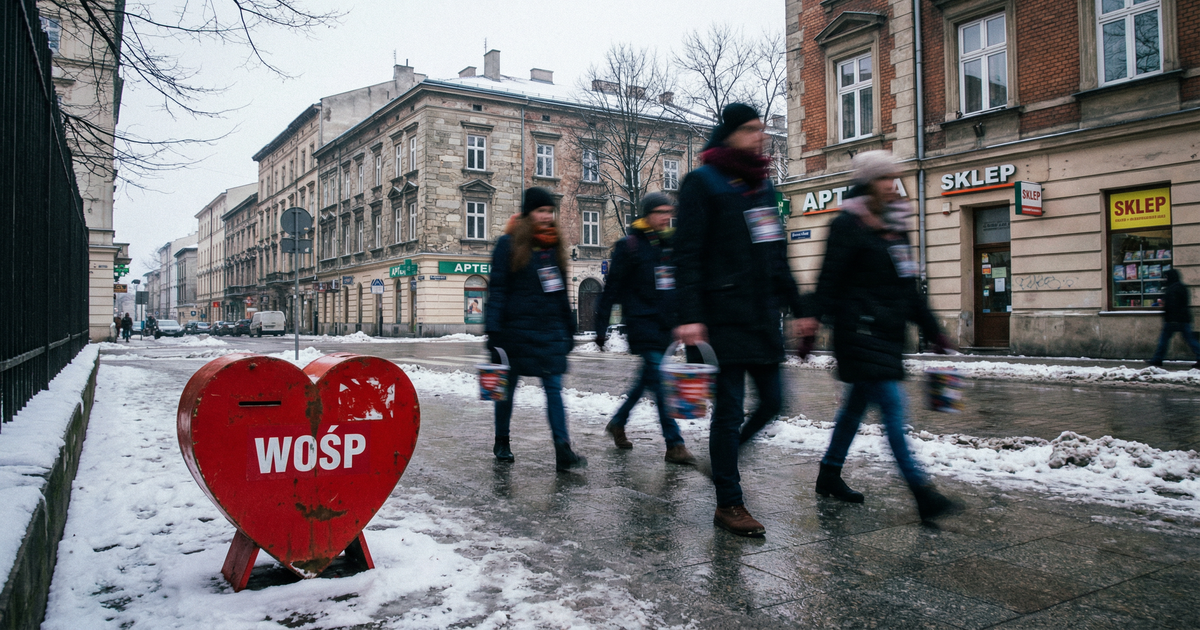 Jutro-34-Fina-WO-P-ok-1-5-mln-dzieci-120-tys-wolontariuszy-robot-da-Vinci