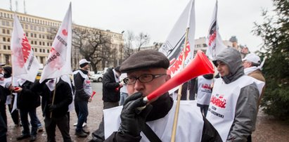 Protest górników rozszerza się na kolejne kopalnie