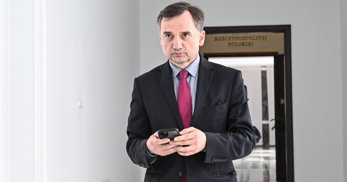 Świadek bez twarzy i radca zasłaniający się tajemnicą. Jak ziobryści kupowali Hermesa?