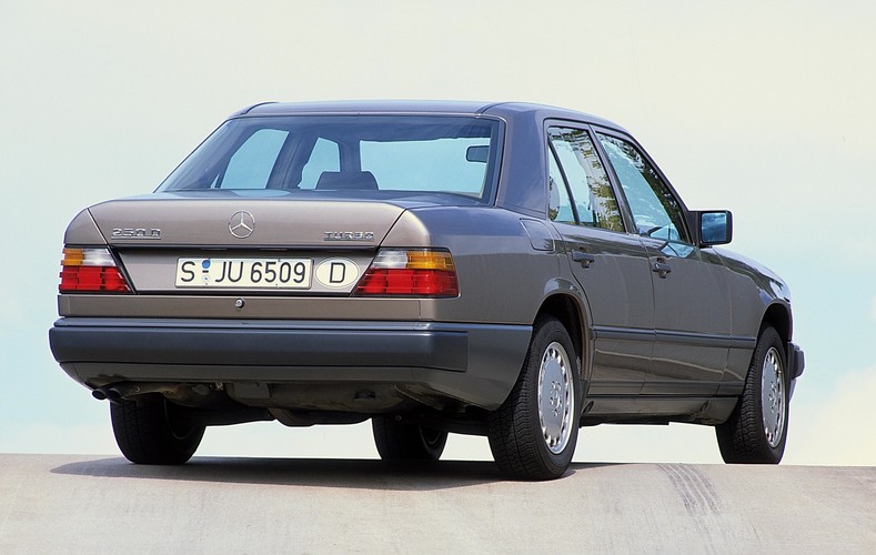 Mercedes W124