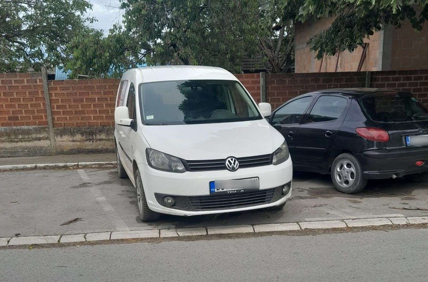 Potraga forenzike u selu Ljukovo kod Inđije