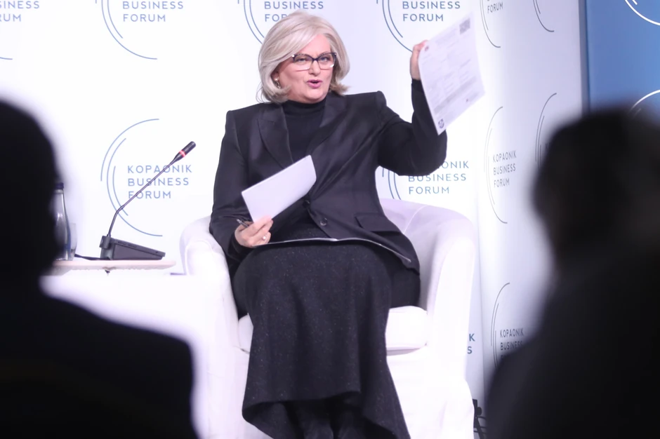 Jorgovanka Tabaković