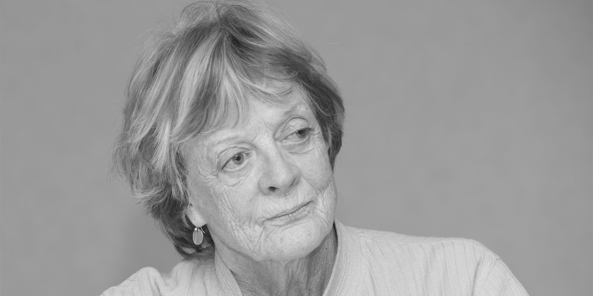 Dame Maggie Smith nie żyje.