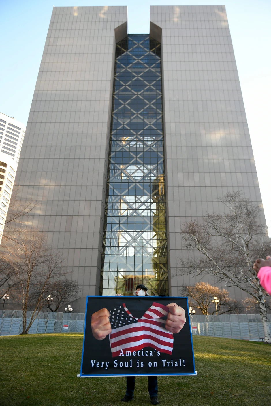 Mineapolis - suđenje za ubistvo Džordža Flojda