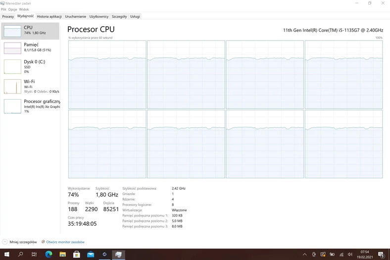 Obrazek z czystej przyzwoitości, bo w typowych zadaniach biurowych Surface Pro 7+ sprawdza się znakomicie