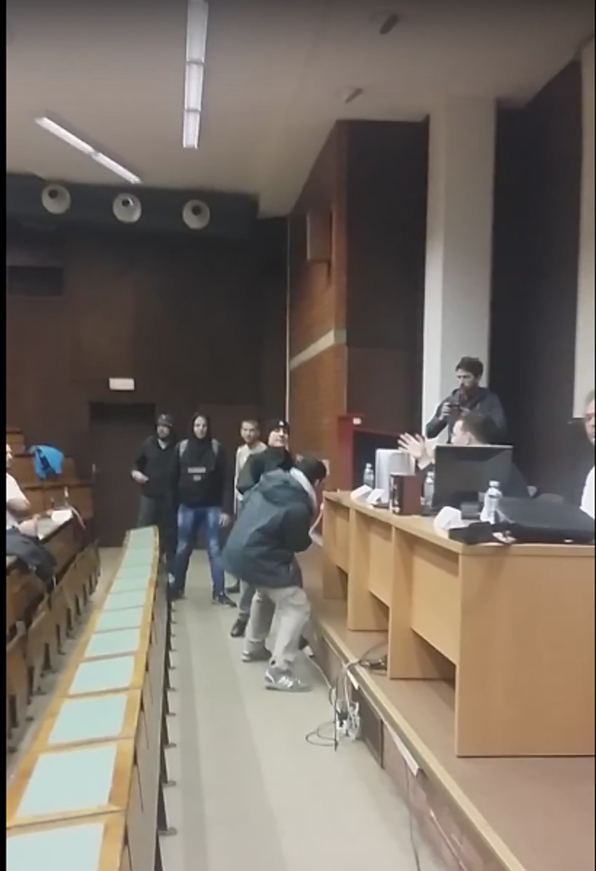 Neonacisti napadali studente Filozofskog fakulteta