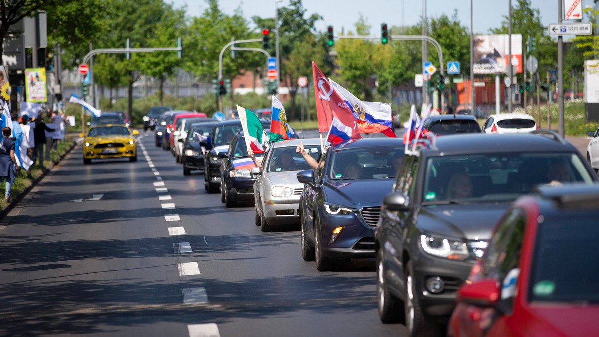 Chcą, by Niemcy odwróciły się od Ukrainy. Są finansowani przez Kreml