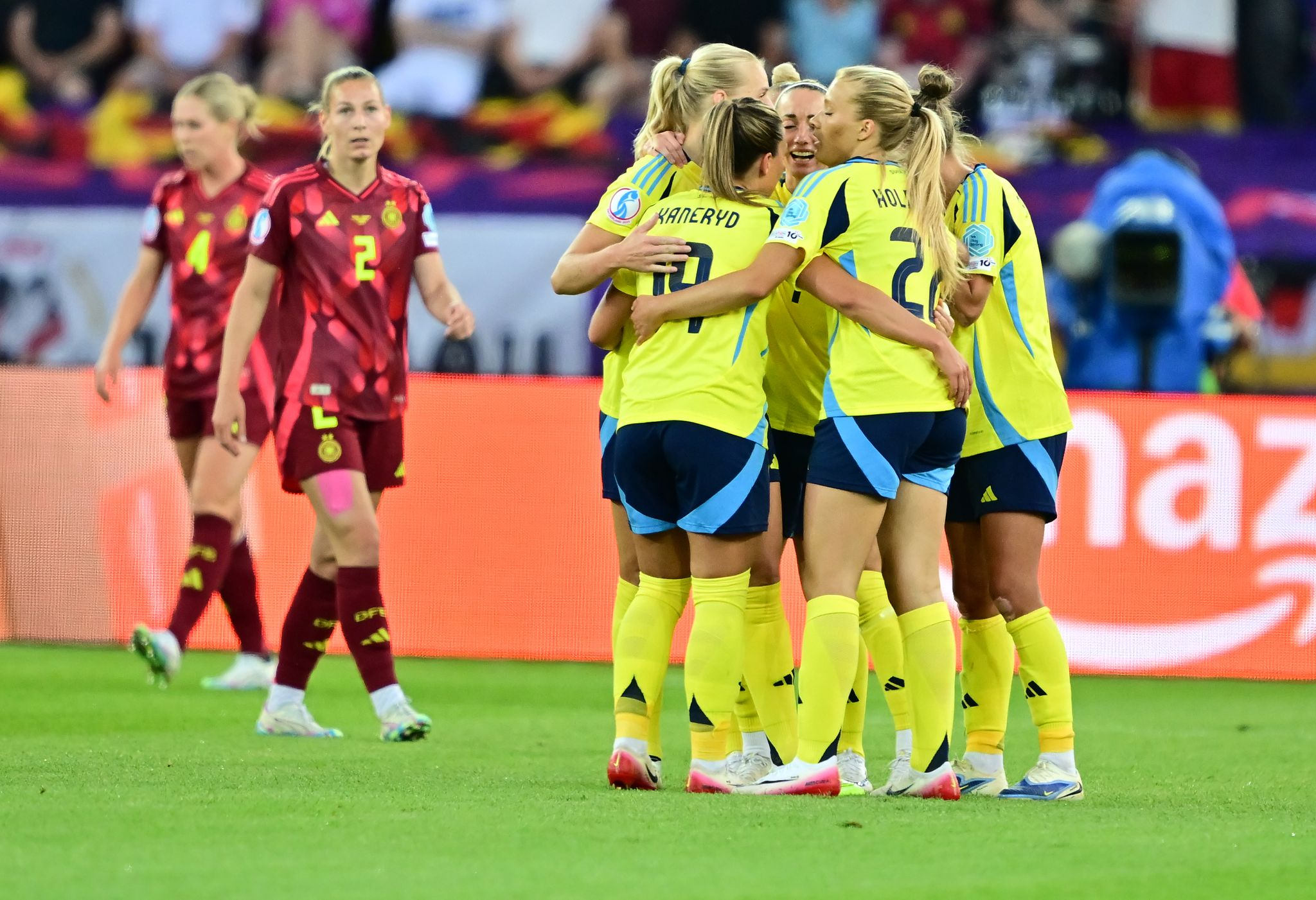 Deutsche Fußballerinnen verlieren 1:4 gegen Schweden