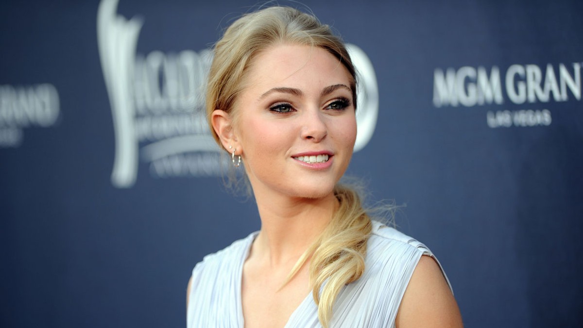 AnnaSophia Robb zagra główną rolę w prequelu serialu "Seks w wielkim mieście" - "The Carrie Diaries" na podstawie książki Candace Bushnell pod tym tytułem.