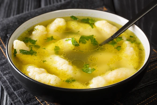 Domaća supa je najlepša sa knedlama