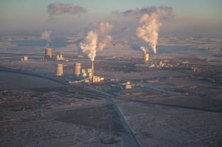 Finansowanie węgla wciąż ma się doskonale. W procederze królują chińskie banki
