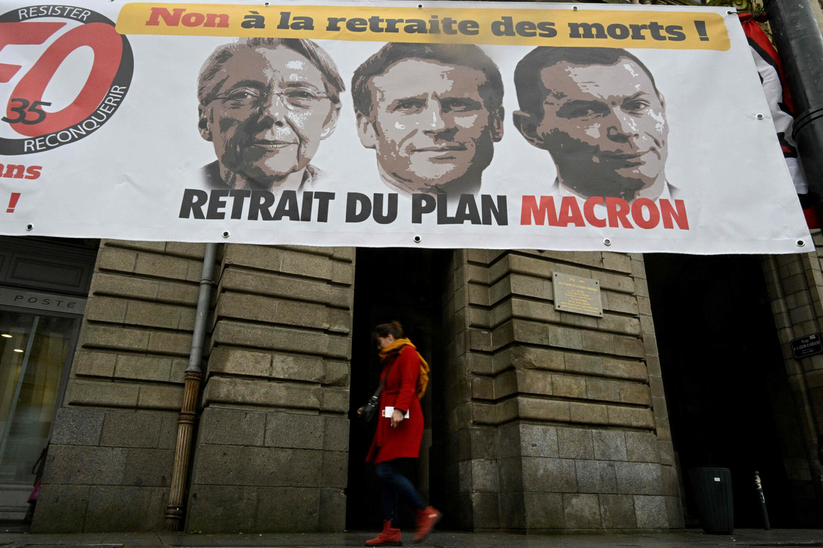 Macron bierze się za system emerytalny. Szykuje się starcie ze związkowcami