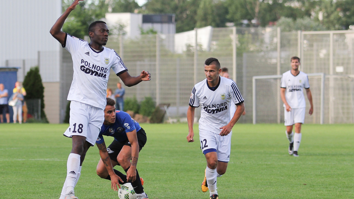 Piłkarze Arki Gdynia pokonali w swoim drugim meczu kontrolnym piąty zespół rumuńskiej ekstraklasy Viitorul Constanta 2:1 (0:1). Bramki dla beniaminka polskiej ekstraklasy zdobyli Paweł Wojowski i Adrian Błąd.