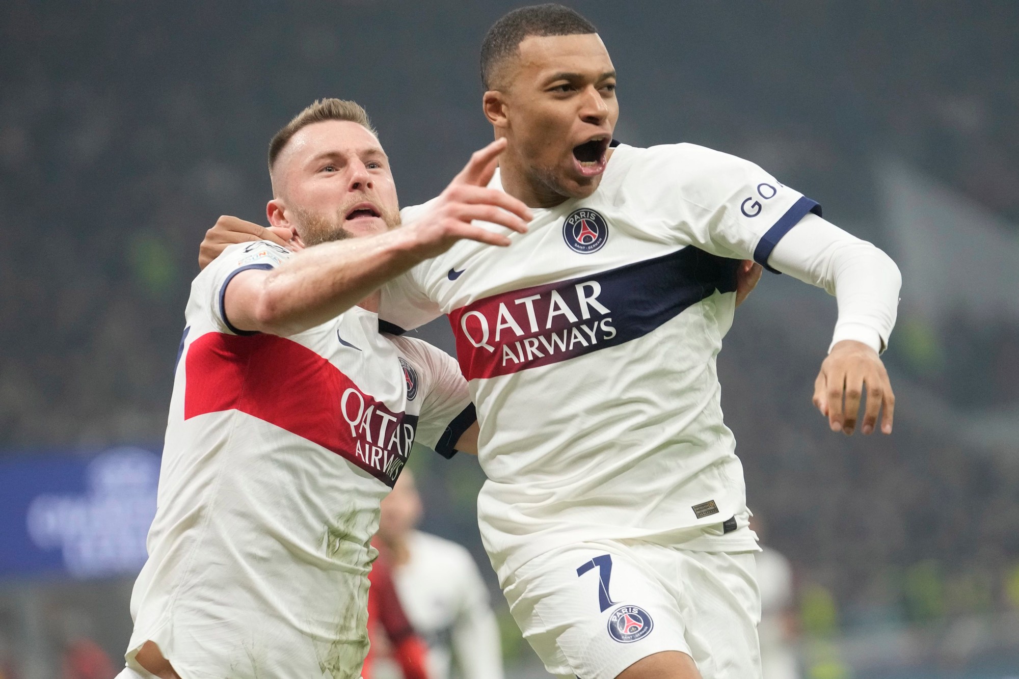 Milan Škriniar vsietil prvý gól za PSG.