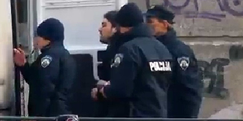 Detalj sa snimka, foto: Printskrin Fejsbuk/Krtica-nekorumpirani medij