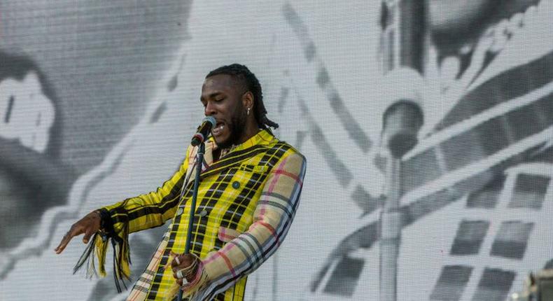 Burna Boy performs at Coachelle wearing Kenneth Ize [Credit: Twitter/ Coachella]