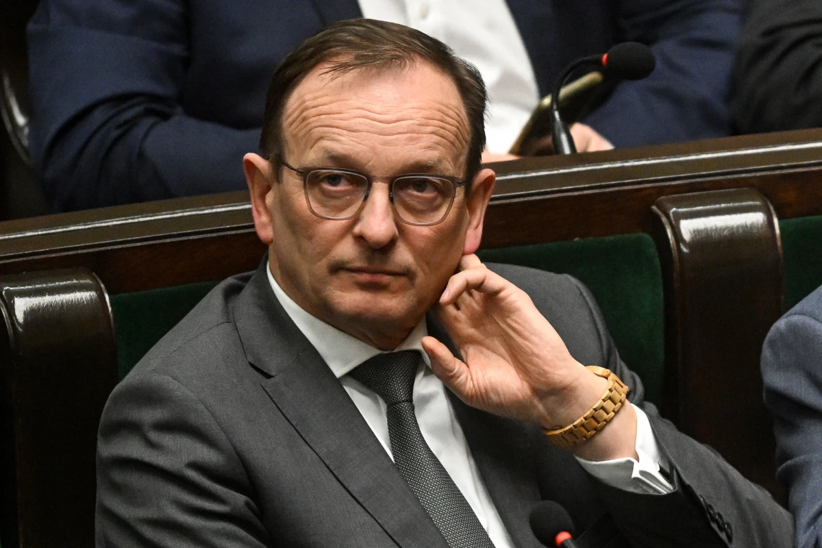Krzyknął "kula w łeb" pod adresem Tuska. "Poseł PiS ma cały arsenał broni"