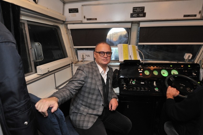 Goran Vesić u BG vozu za Lazarevac