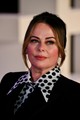 Polly Walker alakítja Lady Portia Featheringtont A Bridgerton családban