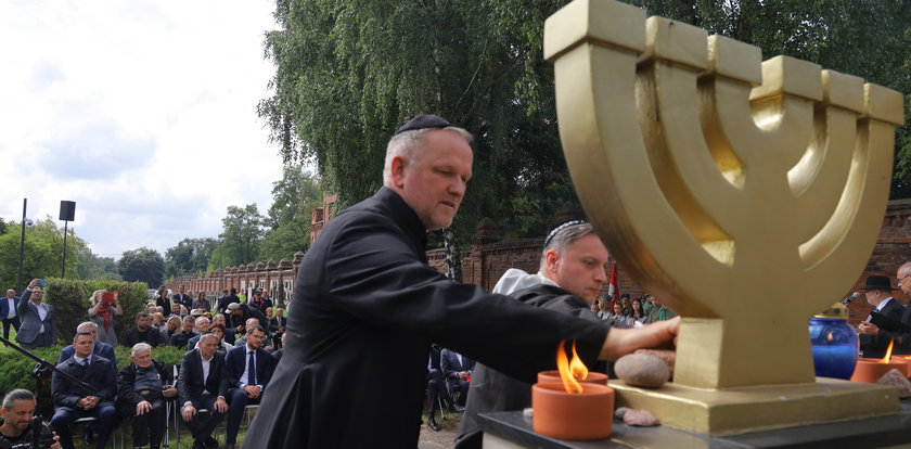 Rocznica likwidacji Litzmannstadt Getto. W Łodzi uroczystości na cmentarzu żydowskim i stacji Radegast