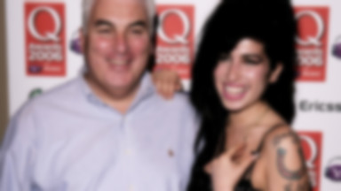 Ojciec Amy Winehouse wciąż płacze