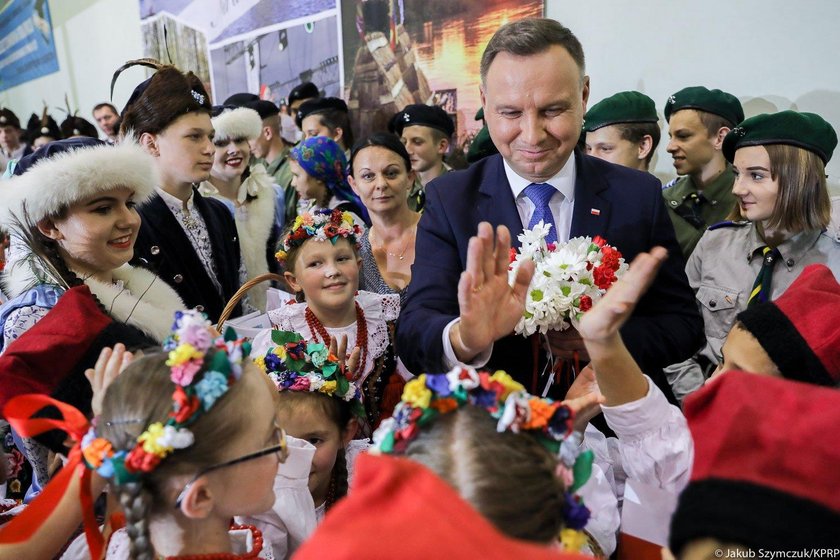 Padły daty wyborów prezydenckich. A co z Szydło?