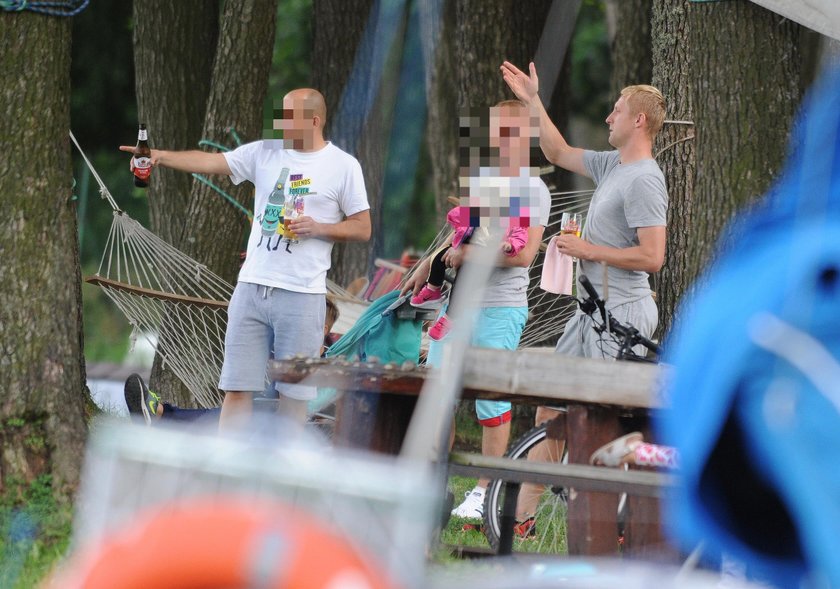 Glik wypoczywa z rodziną na Mazurach