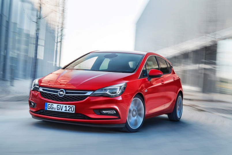 Nowy Opel Astra z systemem OnStar: Idealny partner w firmie i w życiu