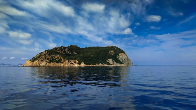 Zanone, ostrvo greha