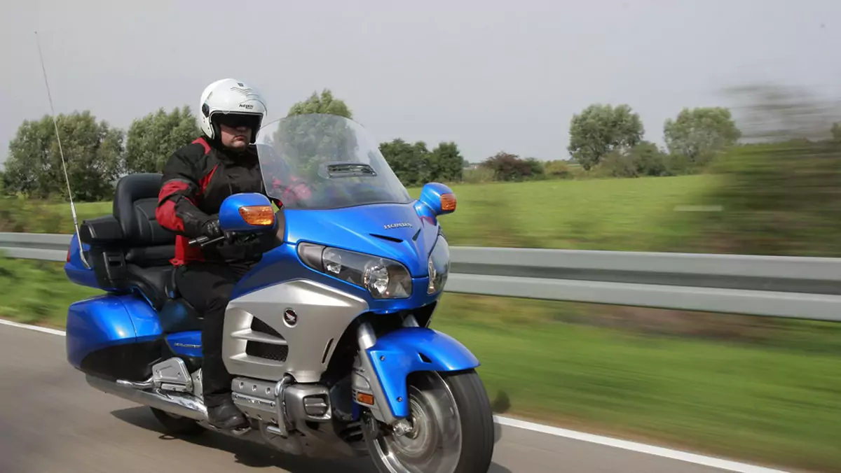 Honda Gold Wing 1.8 Deluxe: wygodniej się nie da