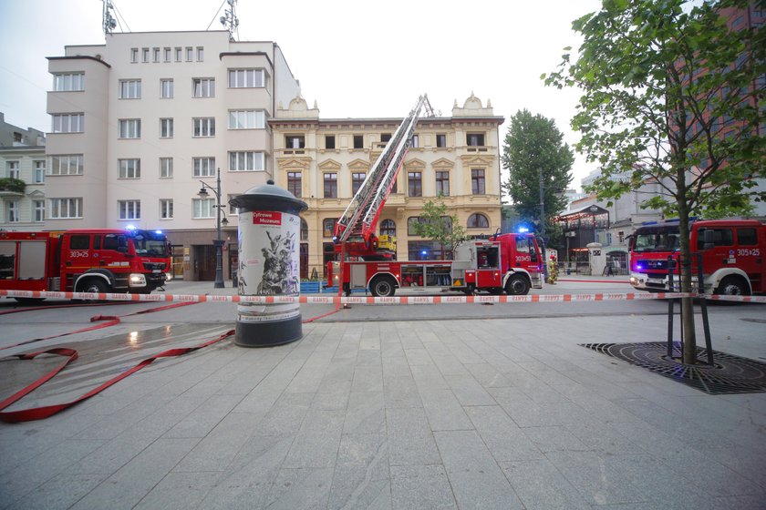 Pożar kamienicy przy Piotrkowskiej w Łodzi