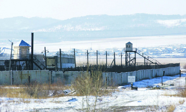 W rosyjskich koloniach karnych odsiaduje wyroki 756 tys. więźniów. Większość budynków, w których są przetrzymywani, w najlepszym razie pamięta czasy sowieckie forum