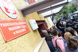 Za podsłuchy odpowiada poseł PiS, oficerowie BOR i dziennikarz?