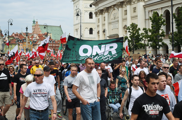 Organizowany przez Ruch Narodowy "Marsz na Sejm" w Warszawie. Fot. PAP/Rafał Guz