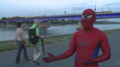 Kim jest Spiderman z Warszawy?