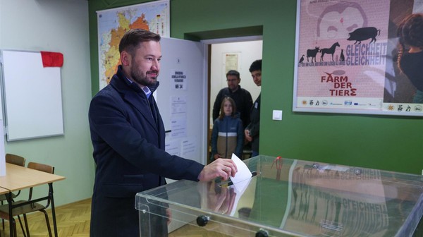 Do wzięcia udziału w głosowaniu uprawnionych jest 303 658 wyborców. Lokale wyborcze będą czynne 16 marca w godz. 7.00–21.00.