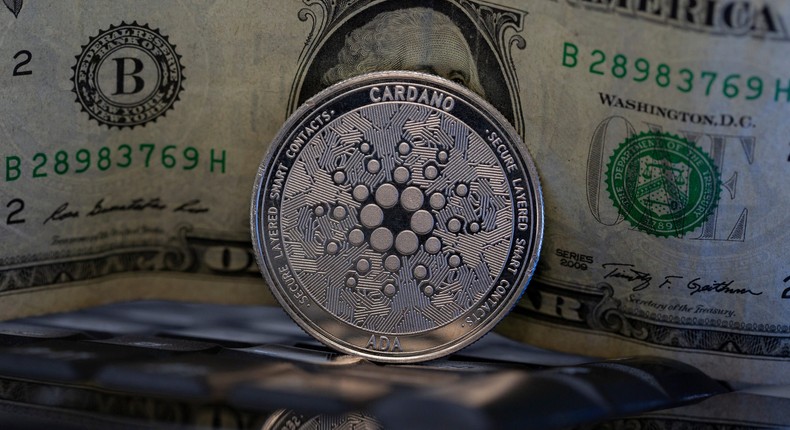 Cardano and US dollar
