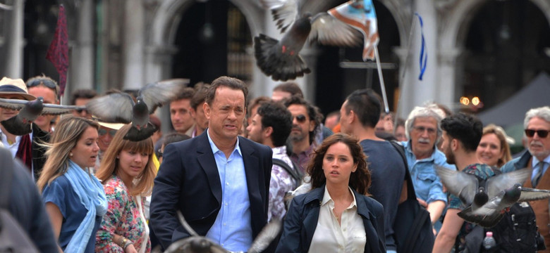 Tom Hanks znów na tropie. Mamy ZDJĘCIA z planu "Inferno"