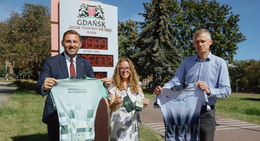 Nie ma lepszej promocji zdrowego, ekologicznego stylu życia, niż zachęcanie ludzi do zmiany nawyków transportowych i przekonanie kierowców oraz pasażerów komunikacji do korzystania z roweru w mieście