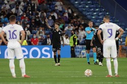 "Rozstrzelani przez Szeryfa". Hiszpańskie media szydzą z Realu