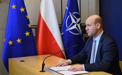 'Jak było naprawdę? Niemieckie obozy, polscy bohaterowie'. Takimi broszurami MSZ chce walczyć o dobre imię Polski