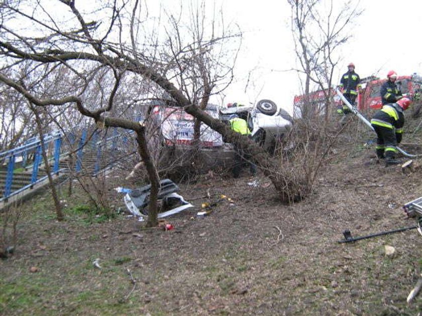 Pijak spadł z wiaduktu