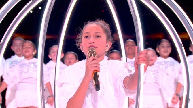 Ema na sceni