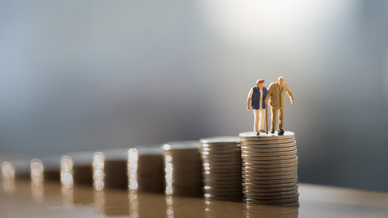 emerytura, oszczędności, pieniądze, emeryt, kasa/fot.Shutterstock