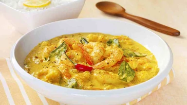 Curry z krewetkami i mlekiem kokosowym