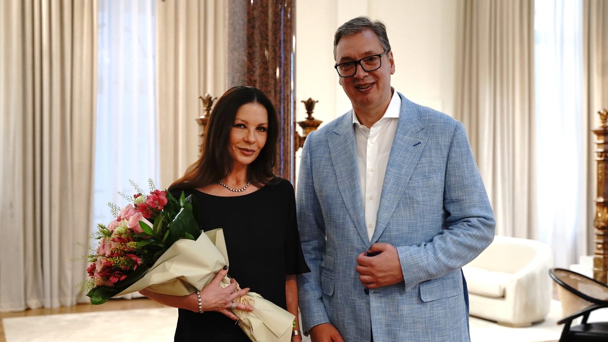 Vučić i Ketrin Zita Džouns