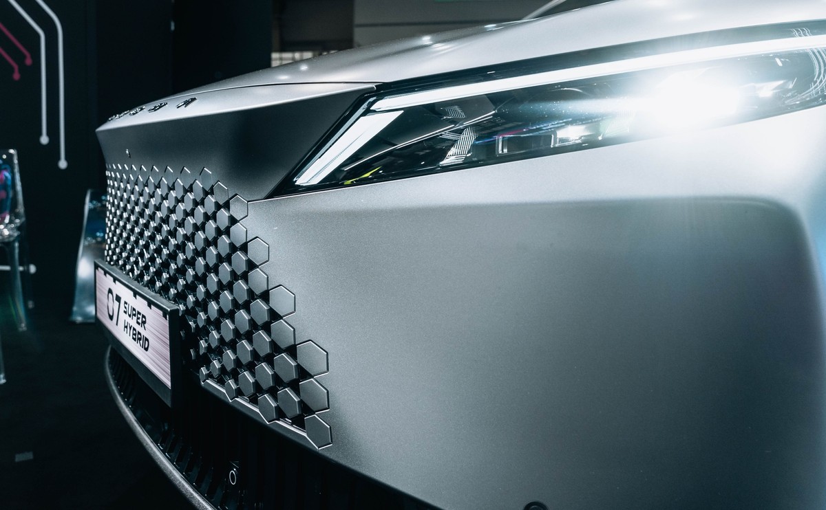 OMODA 7 będzie dostępna z silnikiem 1.6 i mocną hybrydą plug-in 1.5 Turbo