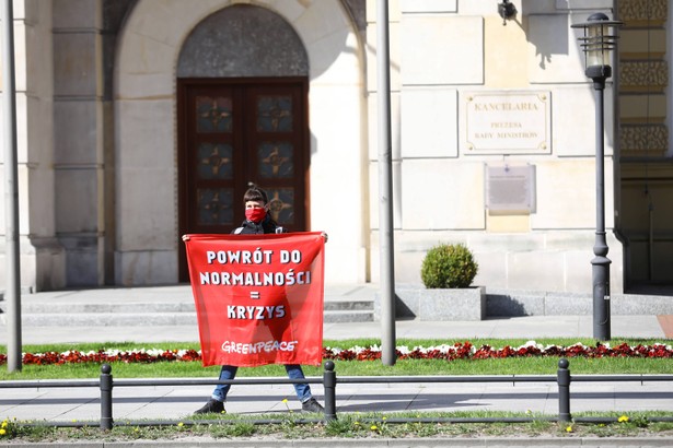 Greenpeace: Niewyobrażalne stało się konieczne. PKB to nie wszystko