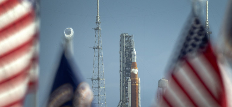NASA odwołała sobotni start rakiety misji Artemis I