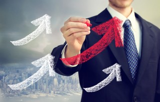 Kredyty jeszcze zdrożeją. Spodziewane jest kolejne podniesienie stóp procentowych